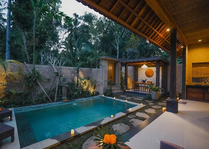 Villa Tengah *