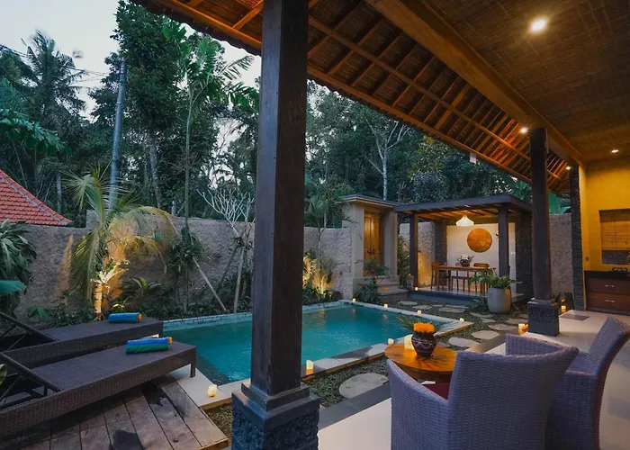 Villa Tengah *